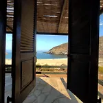 Zorgos Apartments