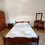 Zorgos Apartments Apartman *