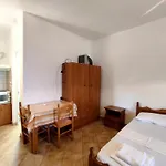 Zorgos Apartments
