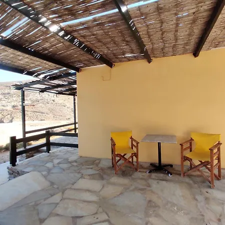 Zorgos Apartments *