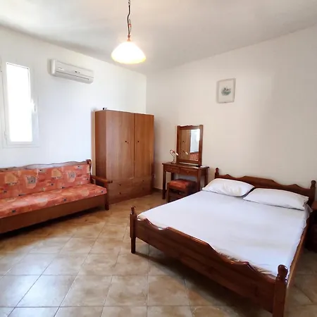 公寓 Zorgos Apartments